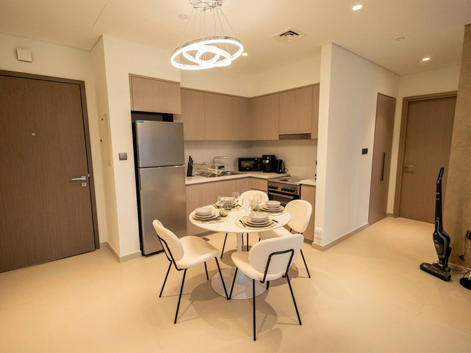 Others 5, Mh - Act One - 1bhk - Ref504, Dubai