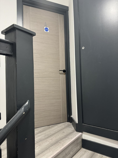 Others 3, Impeccable 1-bed Studio in London, London