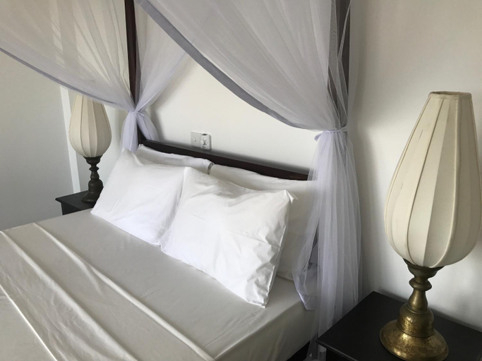 Bedroom 4, Laras Place, Habaraduwa