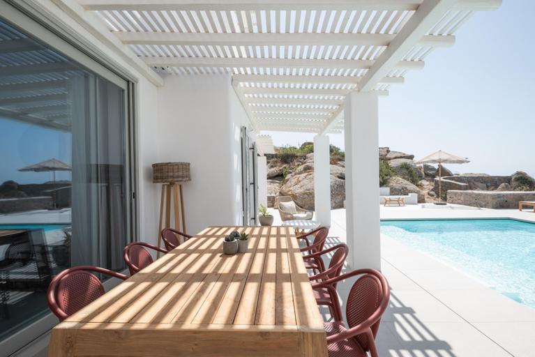 Room 5, Petra Mare in Mykonos, South Aegean