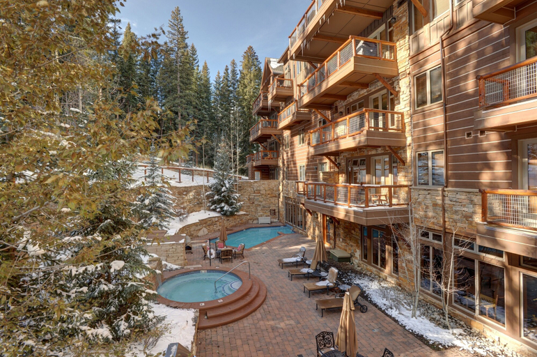 Exterior 3, Luxury 3br Ski In-out /firepit, Pool, Sauna 3 Bedroom Condo by RedAwning, Summit
