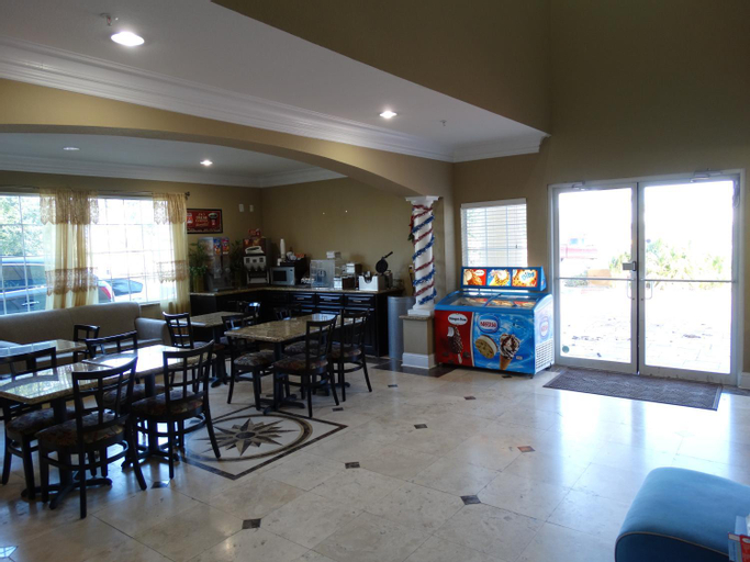 Food & Drinks 4, Regency Inn & Suites - Baytown, Harris