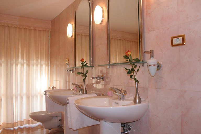 Bathroom 2, PRIVILLAGE Stare - Villa & Chalet, Bohinj