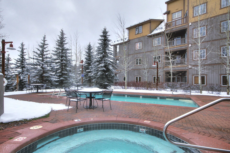 Pool 4, 8577 Expedition Station 3 Bedroom Condo by RedAwning, Summit