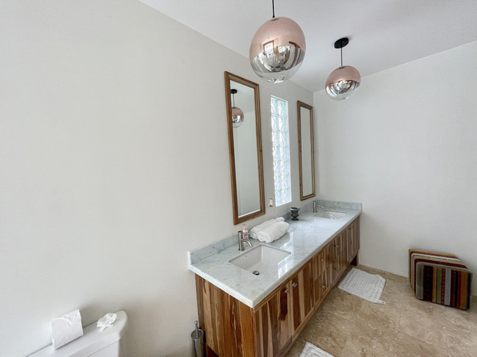 Bathroom 3, Luxury Beachfront Oasis - Hermosa Palms 50 by RedAwning, Garabito