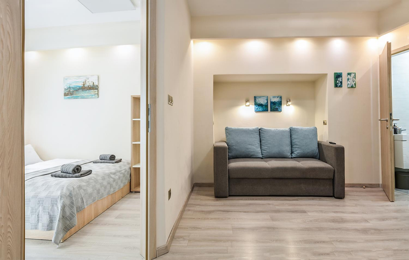 Others 4, For You Apartmanok, Eger