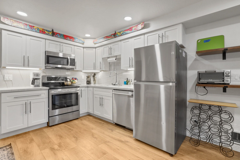 Private kitchen 2, Luxury at Altitude â Base Camp 2 Bedroom 2 Condo by RedAwning, Alpine