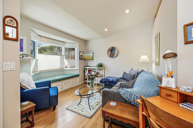 Others 5, Hanna's House by WanderLodges, Jackson