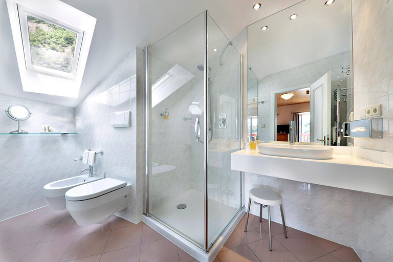 Bathroom 4, Hotel Muhle Mayer, Bolzano