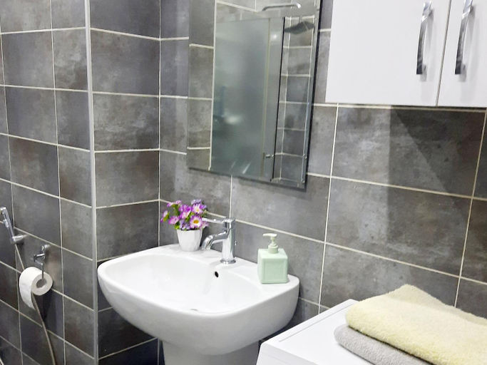 Bathroom 2, Apartament - Axis palace saburtalo, Tbilisi
