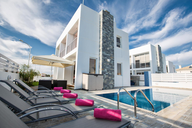 Others 5, Pearl Villas