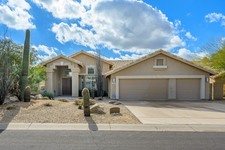 Exterior 2, Casa Pinnacle 3 Bedroom Home by RedAwning, Maricopa