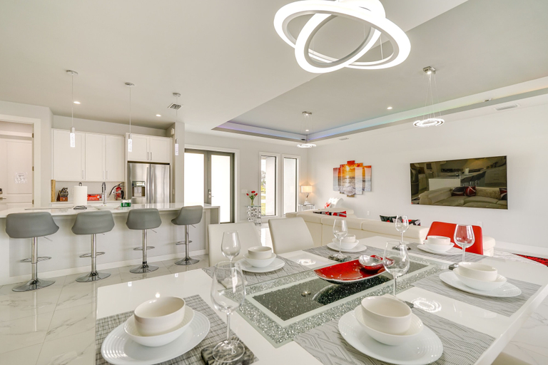Food & Drinks 5, Luxe Cape Coral Villa With Heated Saltwater Pool, Lee