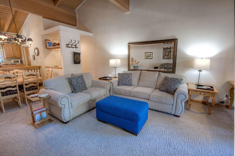 Interior, Whispering Wood 3 Bedroom Home by RedAwning, Washoe