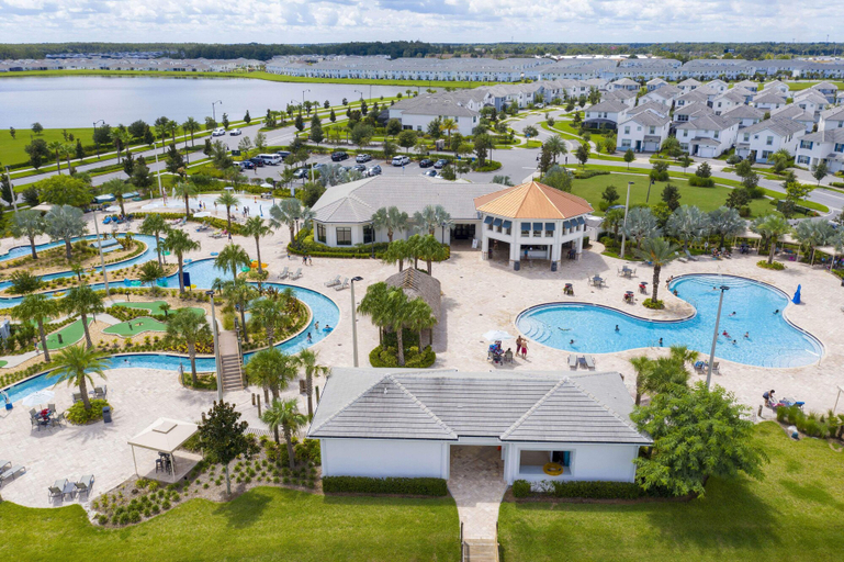 Primary image, Gorgeous 4 Bd w Pool Close to Disney Storey Lake 2963, Osceola