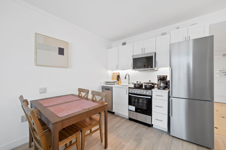 Others 5, 2BR 3BA Ocean Front condo on the Boardwalk | CozySuites, Atlantic