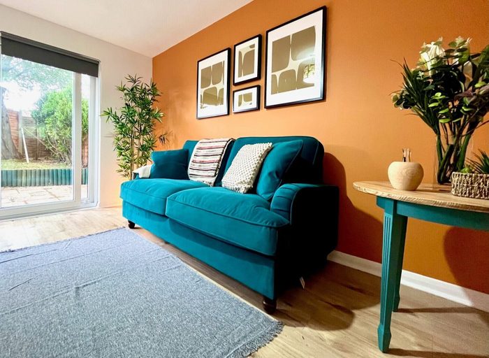 Others 4, Charming Home Near Gatwick Airport, West Sussex