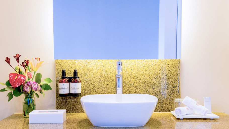 Bathroom, NH Collection Medellín Royal, Medellín