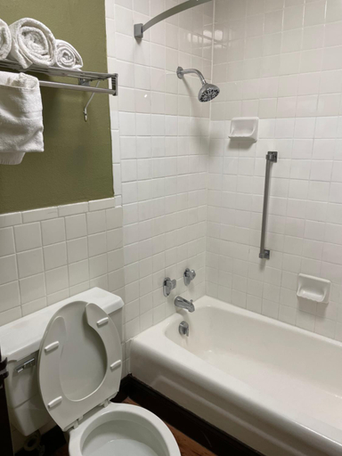 Bathroom 4, Super 8 by Wyndham Kingsport, Sullivan