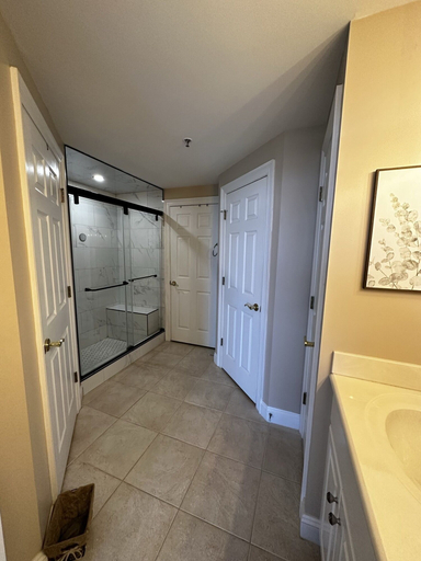 Others 5, Unit 1504 2 Bedroom Condo by RedAwning, Bay