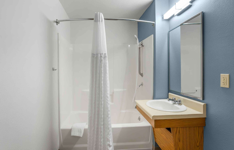 Bathroom 4, Extended Stay America Select Suites - Springfield - South - Battlefield, Greene