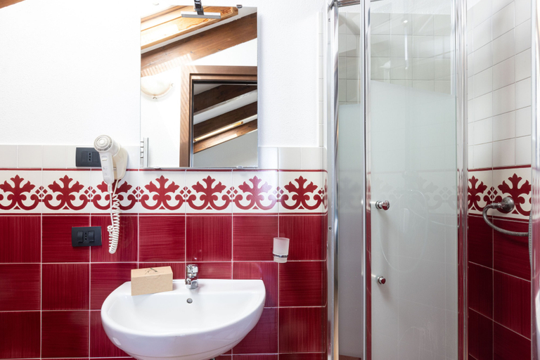 Bathroom 5, Relais Casale Antonietta, Napoli