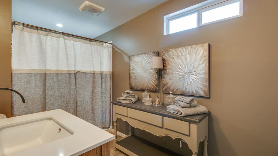 Bathroom 4, Designer Condo in Hip Zen Yard! Midtown Phoenix!, Maricopa