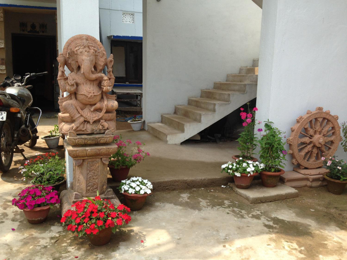 Others 4, Surya Inn, Puri