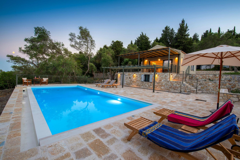 Room 5, Villa Gionis in Paxi, Ionian Islands