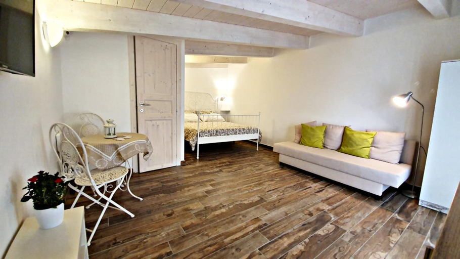 Bedroom 2, B&B A casa di Antonella, Latina