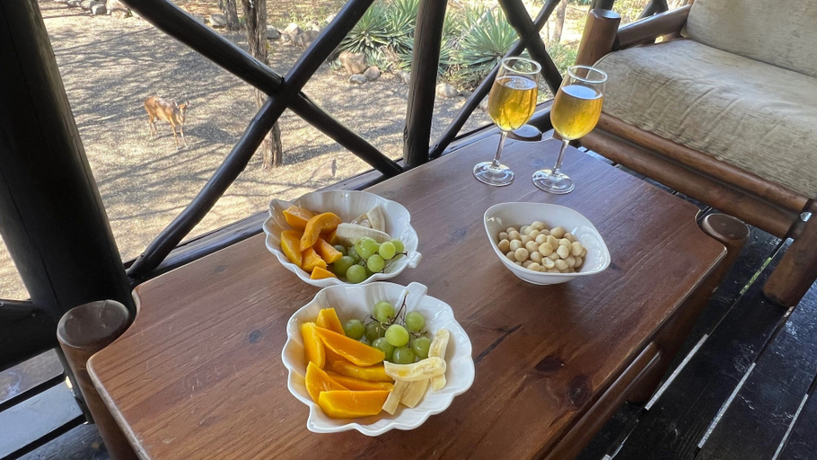Food & Drinks 4, Kruger Kumba - Lahlekile Nathi, Ehlanzeni