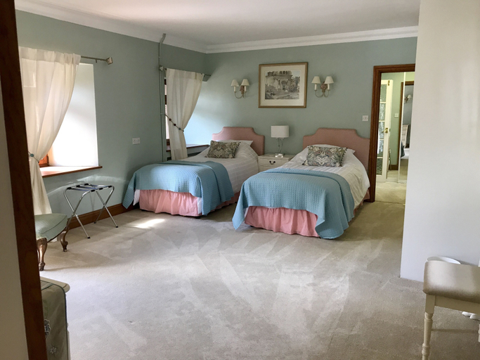 Bedroom 4, Beautiful 2 Bedroom Barn in Towcester Northants, Northamptonshire