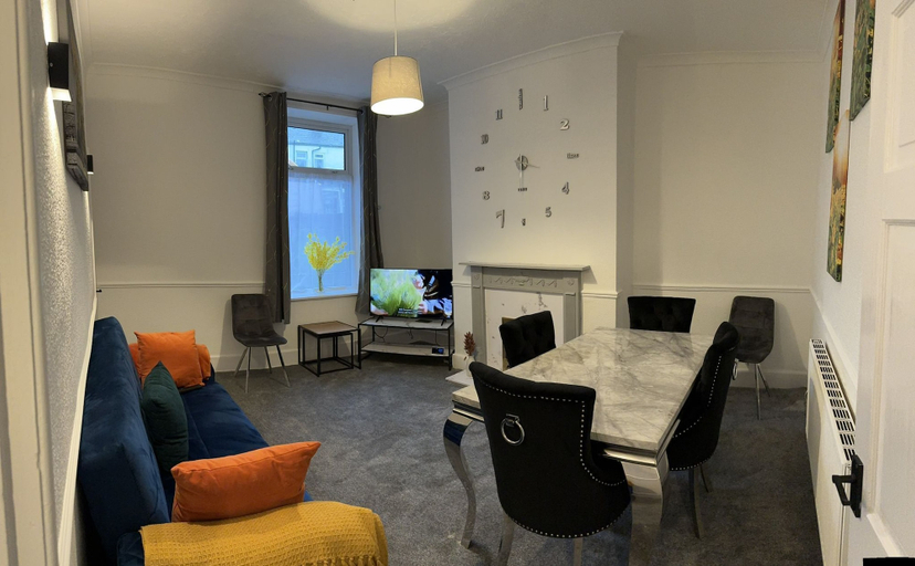 Others 4, Stunning 3-bedroom in Rishton, Lancashire