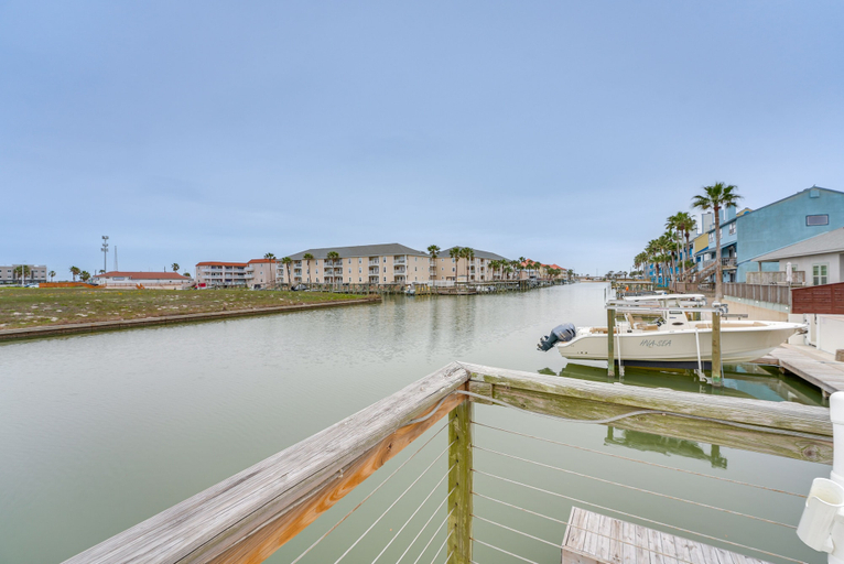 Exterior & Views 2, Waterfront Mustang Island Condo with Dock!, Nueces