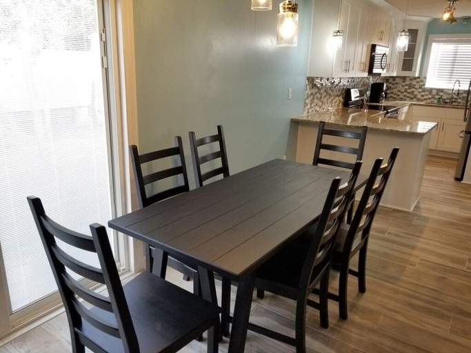 Others 4, 206 B New 1 Bedroom Home by RedAwning, Saint Johns