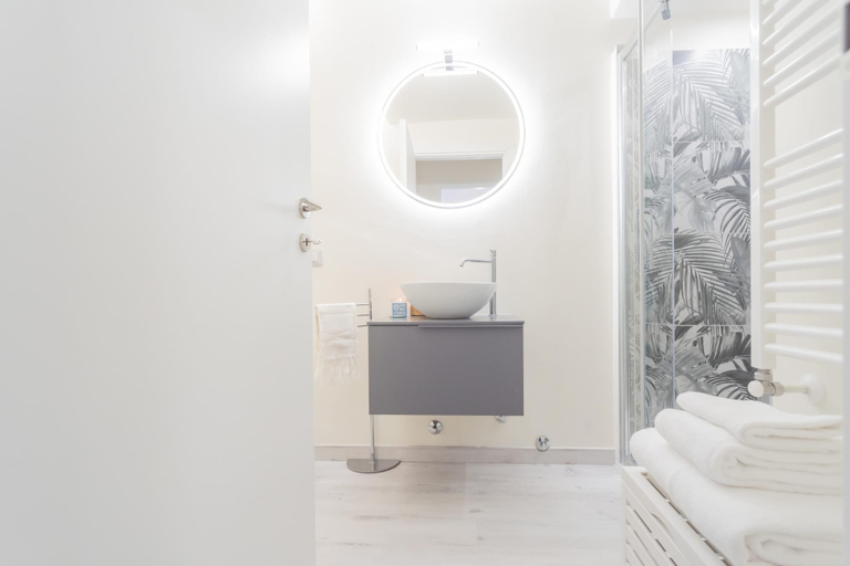Room 5, Cernobbio Grey Suite, Como