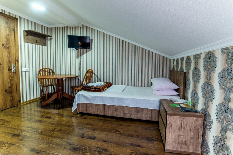 Bedroom 2, HOTEL GUGLUX &WINE CELLAR, Telavi