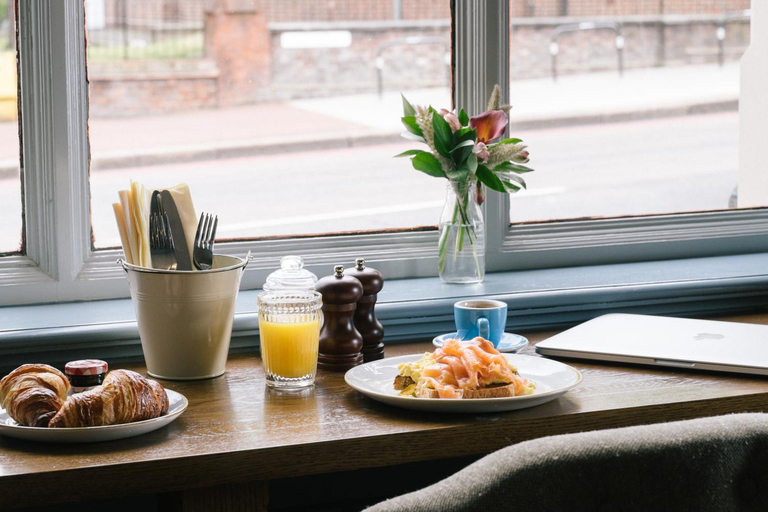 Food & Drinks 3, The Brewers Inn, London