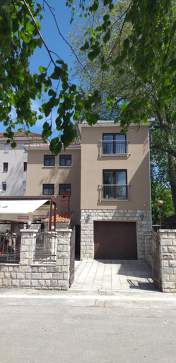 Others 5, Smjestaj Miljas Trebinje, Trebinje
