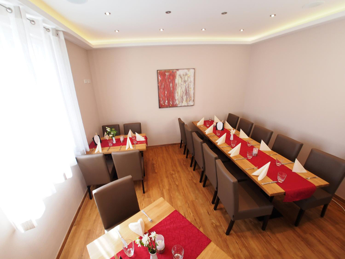 Food & Drinks 2, Gasthof Schillereck, Bergstraße