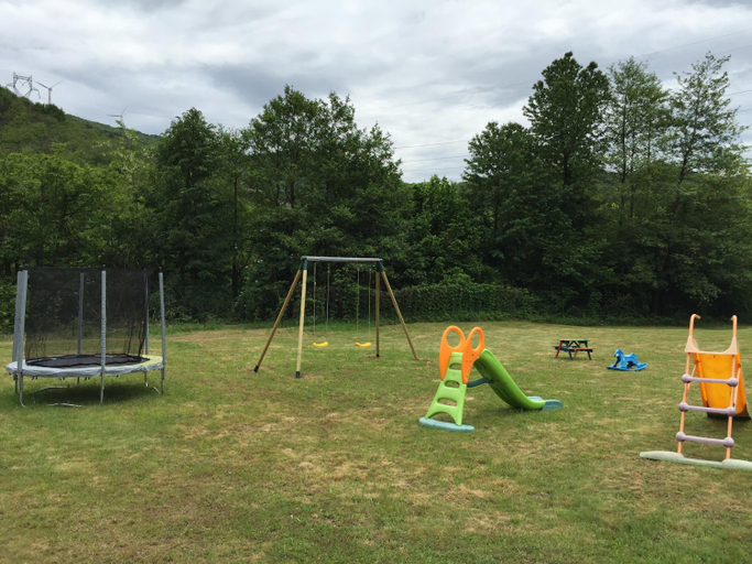Others 5, Country Villa Altare, Savona