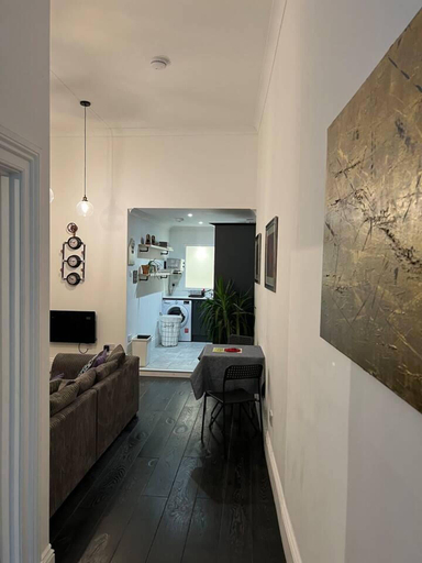 Others 4, Modern and Spacious 2 Bedroom Flat Near Shoreditch, London