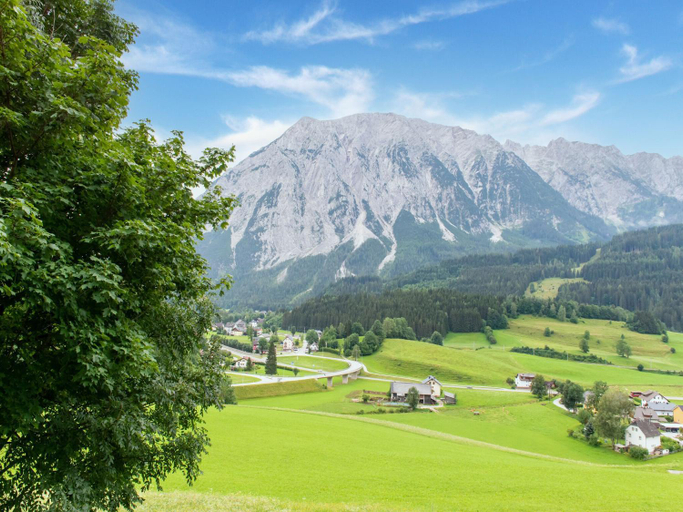 Apartment in Tauplitz with sauna and pool, Liezen