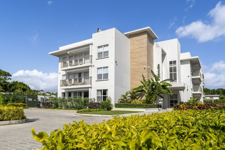 Exterior & Views 2, Coral Beach by Blue Sky Luxury