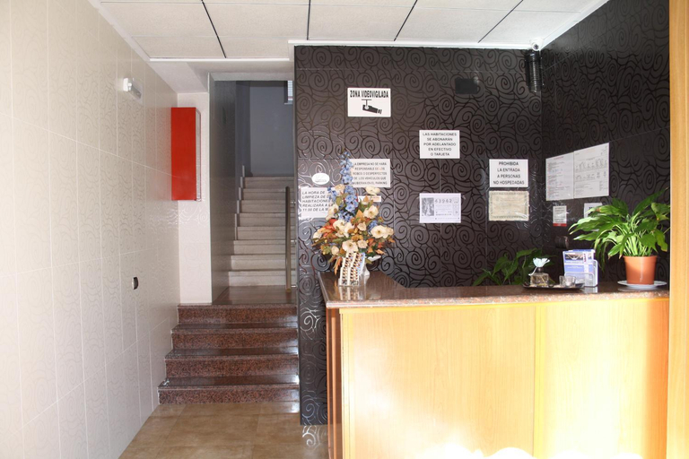 Public Area 3, Pensión Colón, Alicante