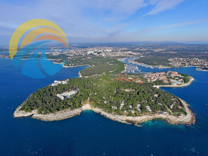 Others 4, Apartment 1554, Pula
