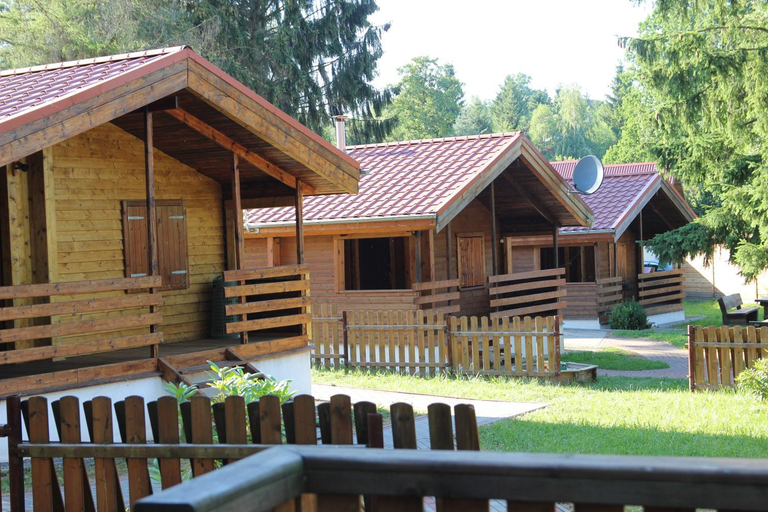Others 4, Domki nad jeziorem w Karlowicach, Lwówek Śląski