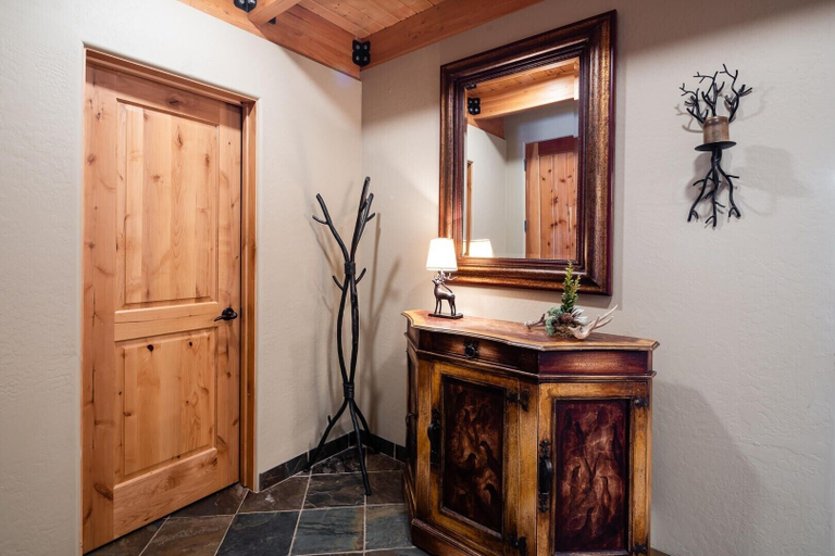 Interior 2, 5 Hidden Trail 4 Bedroom Home by Moonlight Basin Lodging, Madison