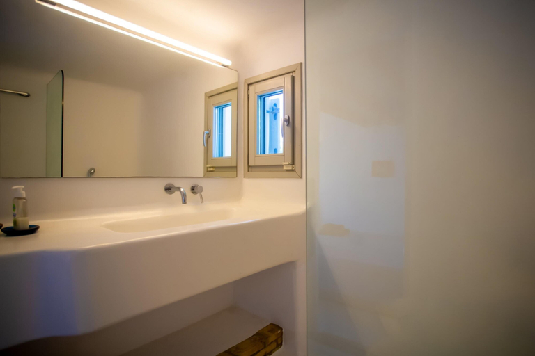 Room 3, Baroness in Mykonos With 5 Bedrooms and 4 5 Bathrooms, South Aegean