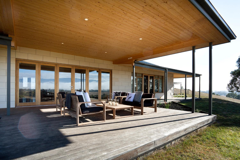Others 4, Drom Aluinn B & B, Murrindindi - East
